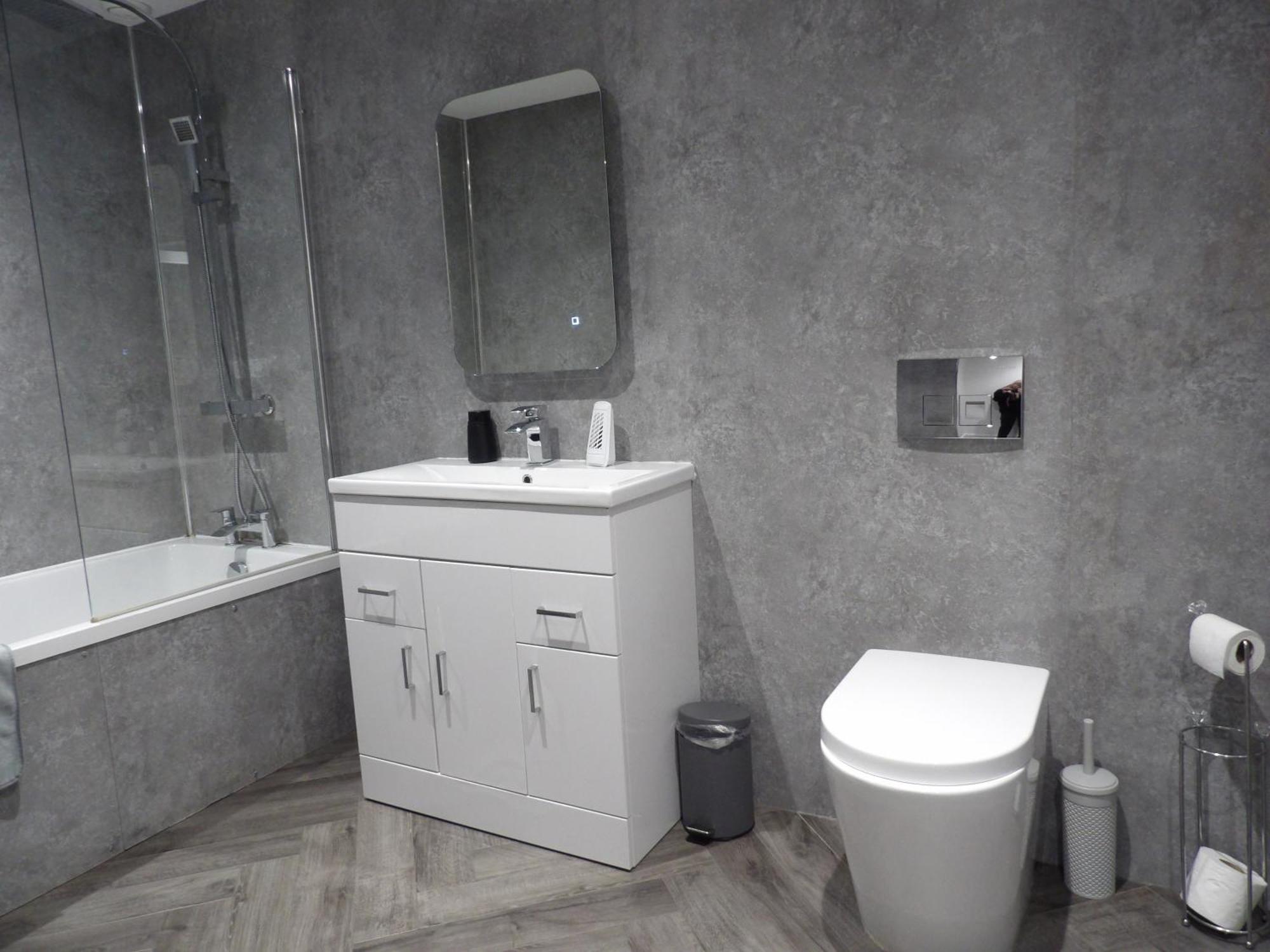Lovely 3 Bedroom Apartment With Private Garden In Edinburgh City Centre Buitenkant foto