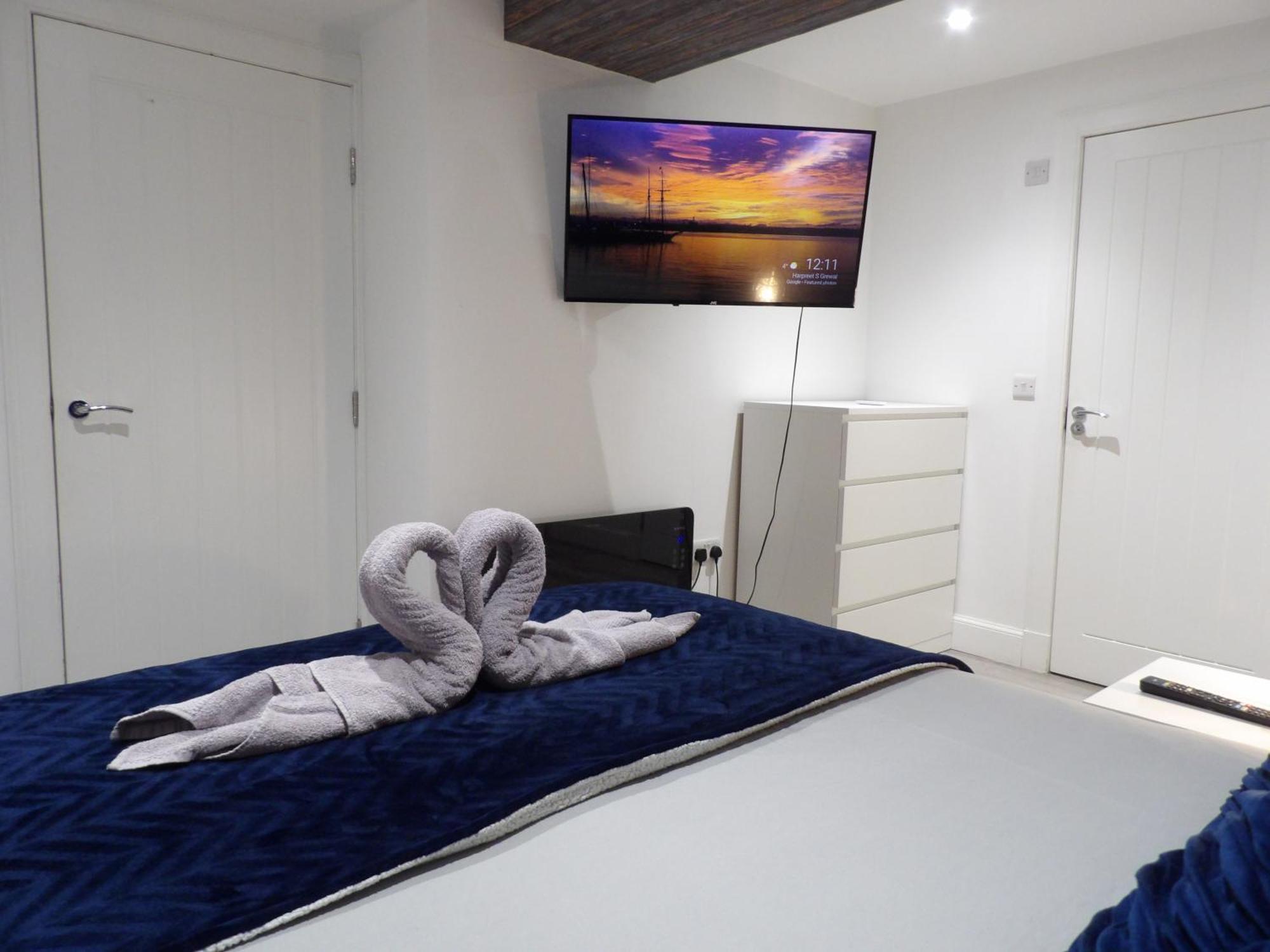 Lovely 3 Bedroom Apartment With Private Garden In Edinburgh City Centre Buitenkant foto